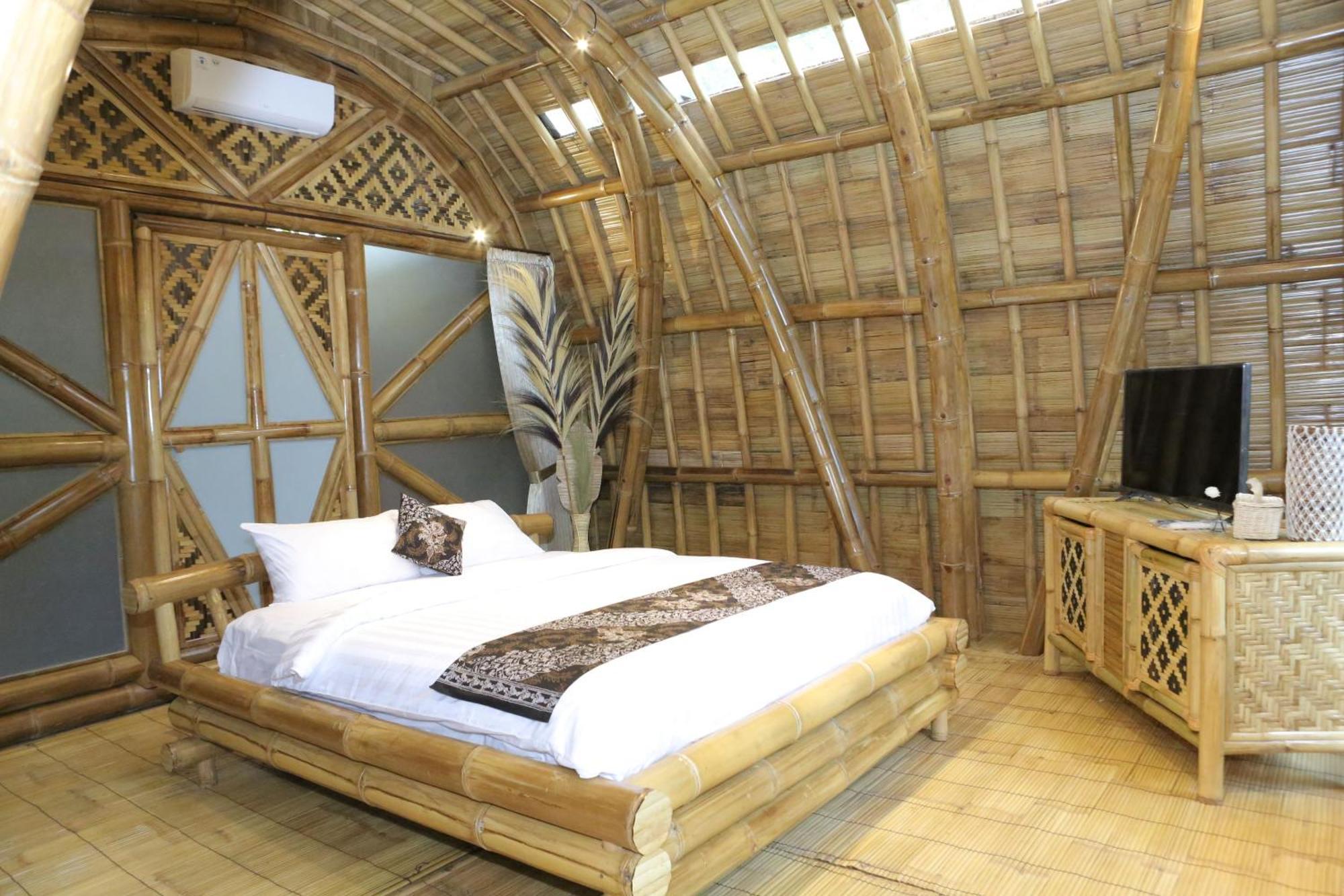 The Osing Bamboo Resort - A Liberta Collection Баньюванги Экстерьер фото